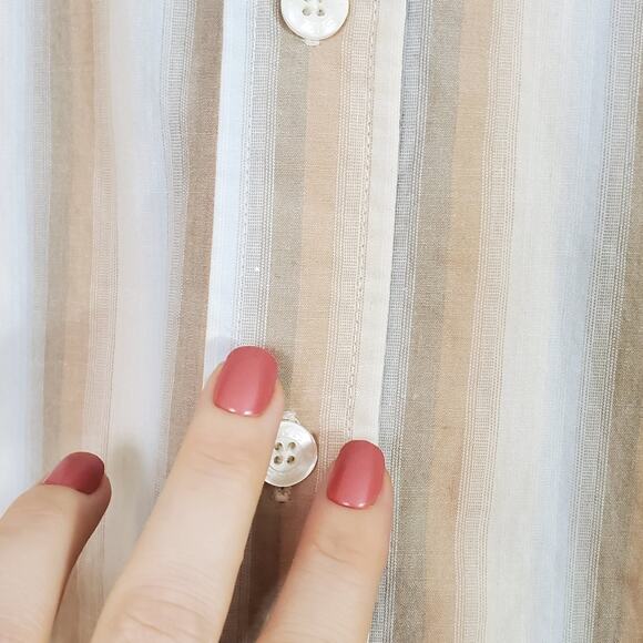 BKE 67 Buckle | Vertical Stripe Button Up Shirt - Picture 4 of 5